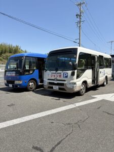 空港ジャンボ駐車場のセントレア送迎バス2台｜中部国際空港利用時の無料送迎サービス対応